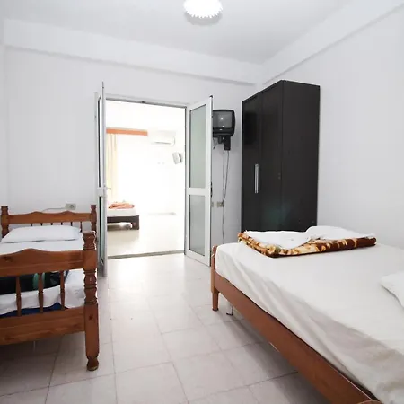 Jonufra Hotel 3*