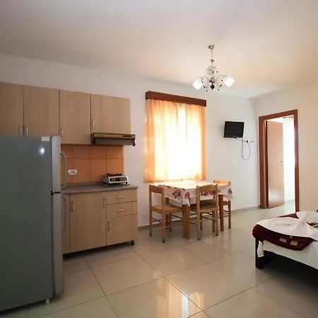 Jonufra Hotel 3*